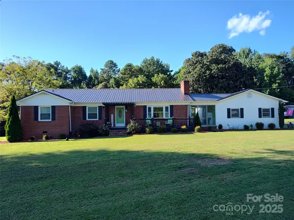 3883 Bunker Hill School Rd, Claremont, NC 28610