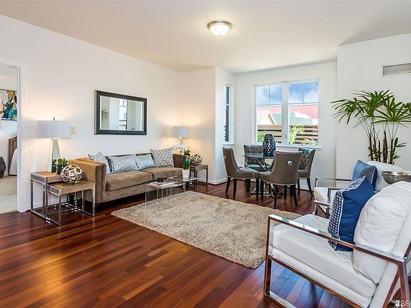 5th image of 350 Broderick St APT 208