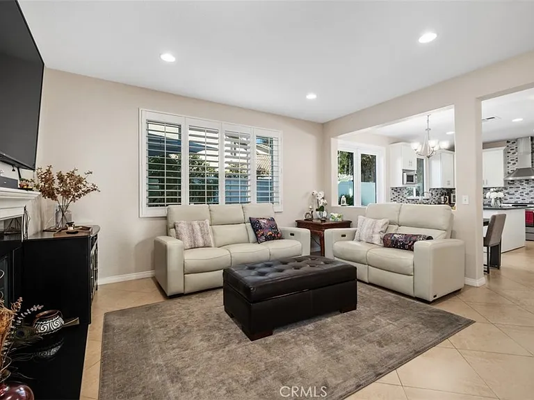 151 Church Pl — Photo 10