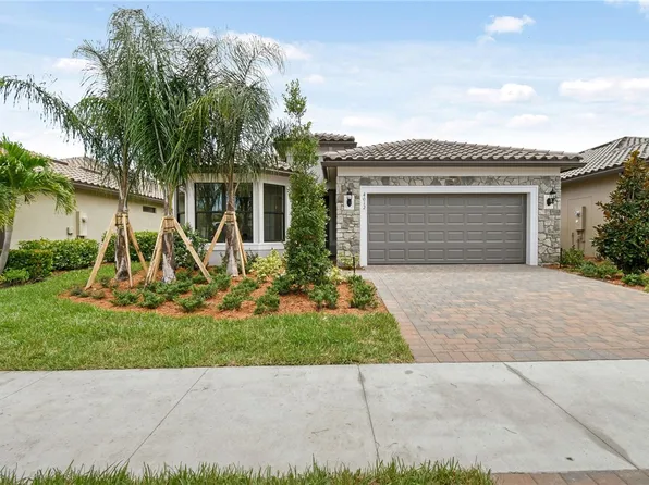 4012 Basket Oak Cir, Vero Beach, FL 32967