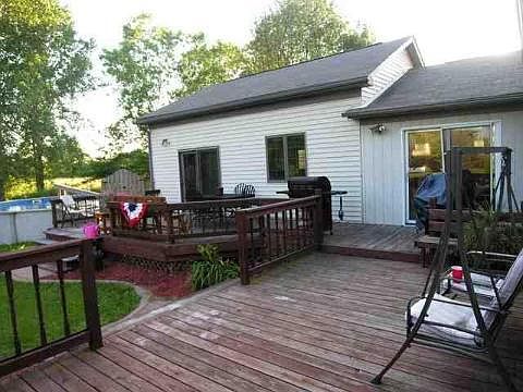 4th image of 819 Nautical Ln