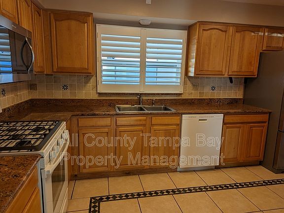5th image of 1101 68th St N