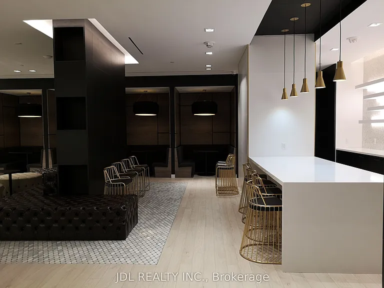 85 Wood St #816 — Photo 12