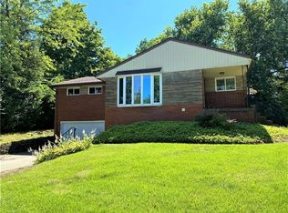 1346 Foxboro Dr, Monroeville, PA