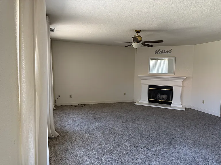 4124 Utica Ct — Photo 5