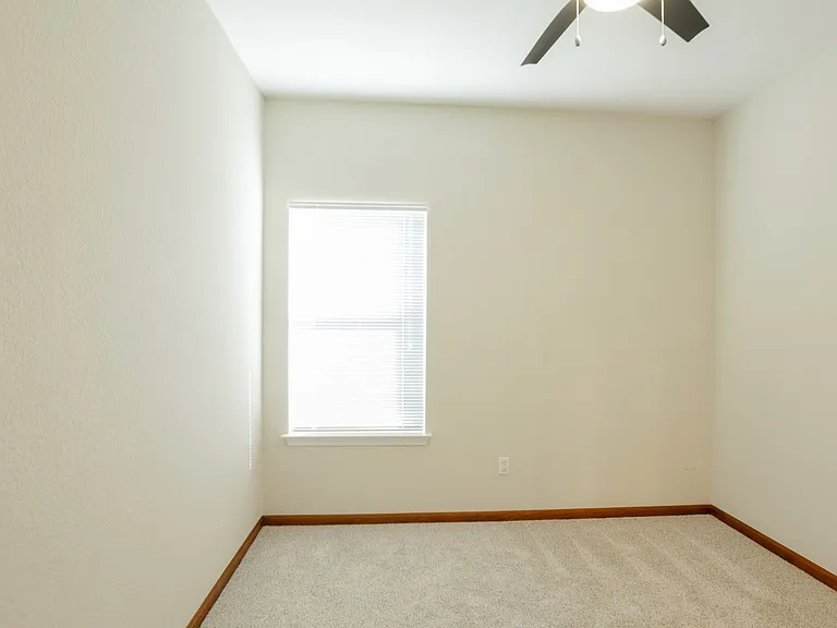 11810 Navasota St — Photo 17