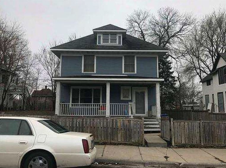 1st image of 104 Litchfield St