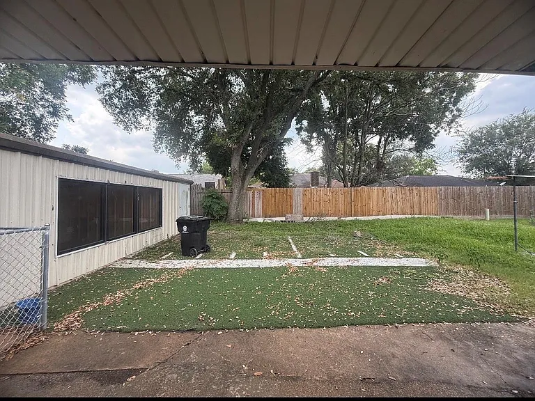 10907 Montverde Ln — Photo 4