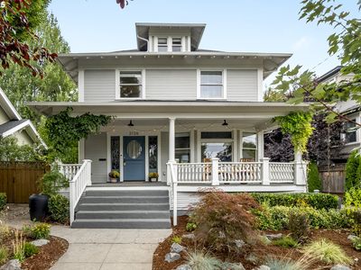 2136 NE 9th Ave, Portland, OR, 97212