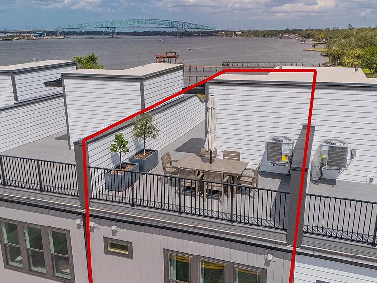 2044 Prudential Dr — Photo 3