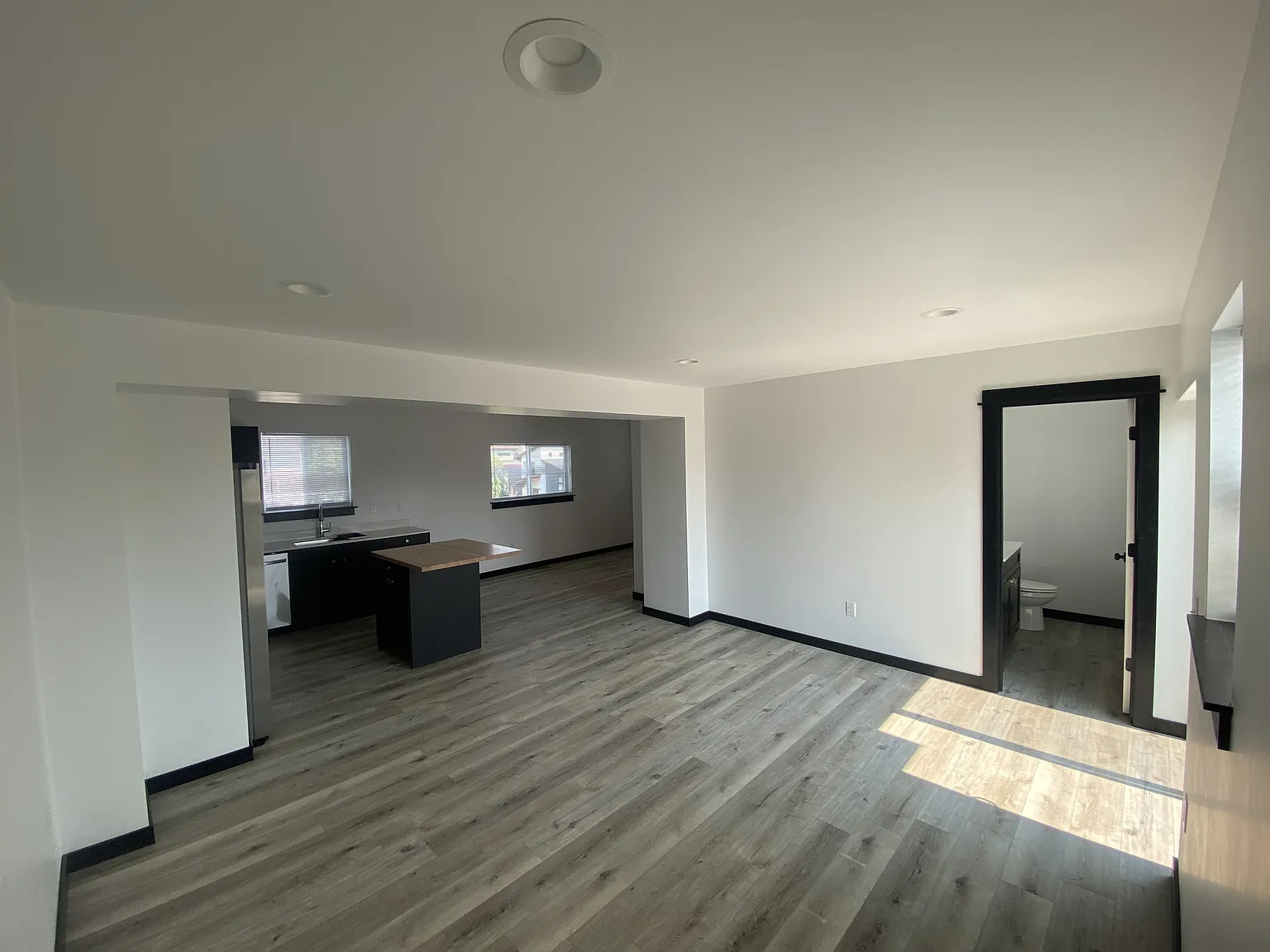 2977 Fen Way - B — Photo 3