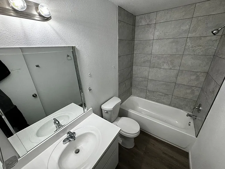 3336 Sylvia St #A — Photo 12