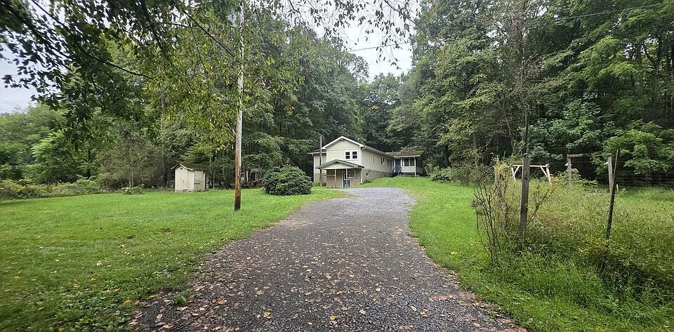 1st image of 11123 Strawberry Patch Rd