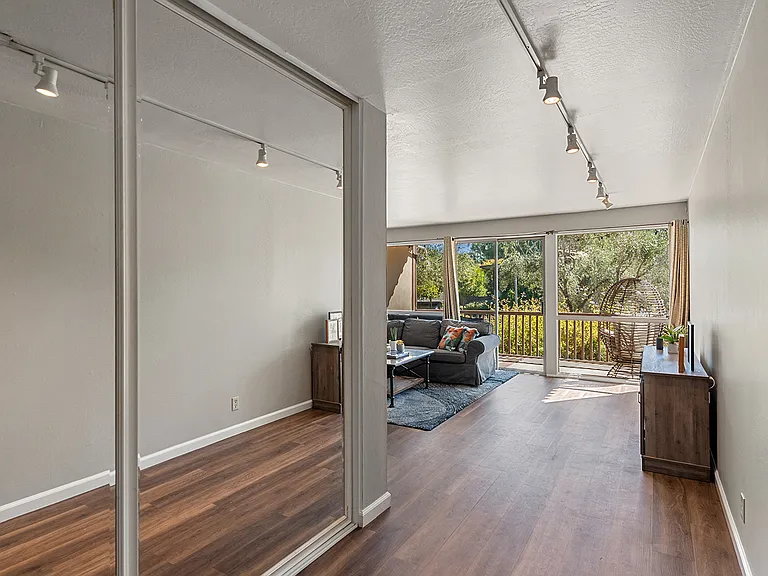 954 Lea Dr #1 — Photo 7
