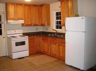 545 Brooklyn Mountain Rd, Hopatcong, NJ 07843