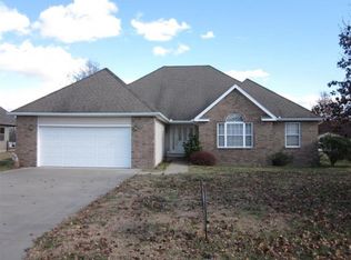 2334 Alison St, Carthage, MO 64836