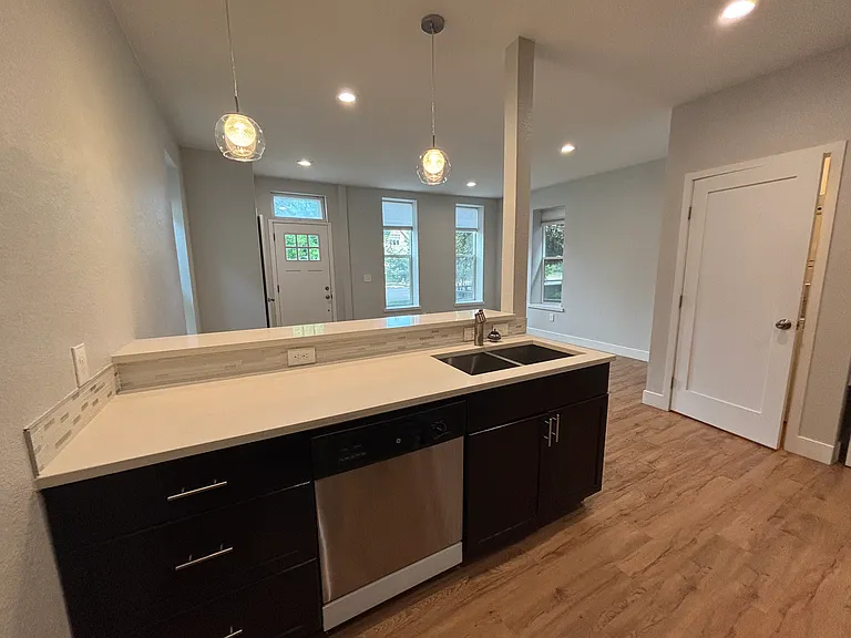 1731 N Lafayette St — Photo 5