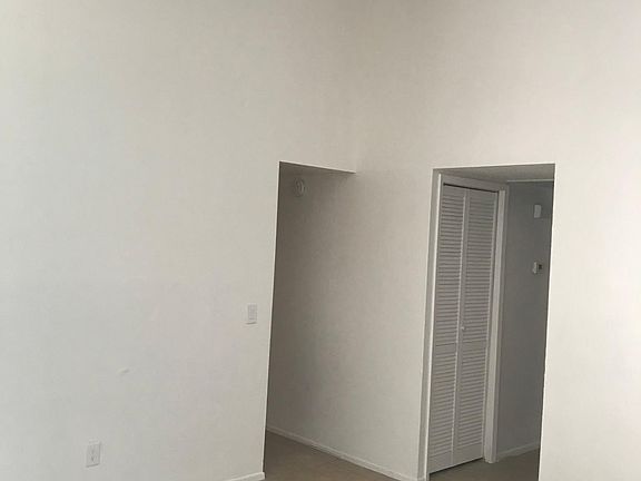 3rd image of 629 N Mesa Dr APT 11