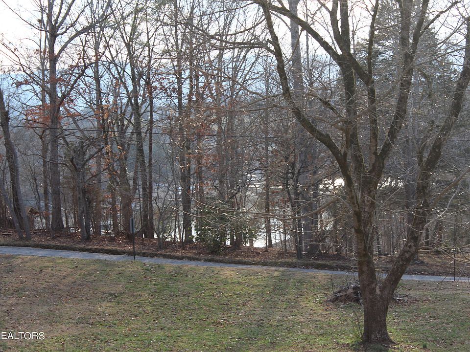 1st image of Lake Brook Ln