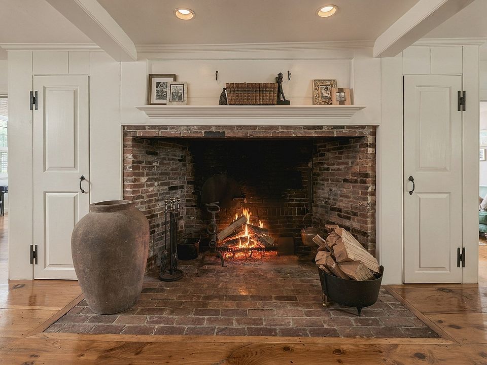 1st image of 217 North St