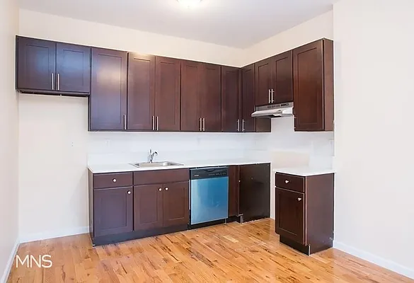 Rented by MNS | media 1