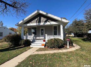 506 E North St, Emden, IL 62635