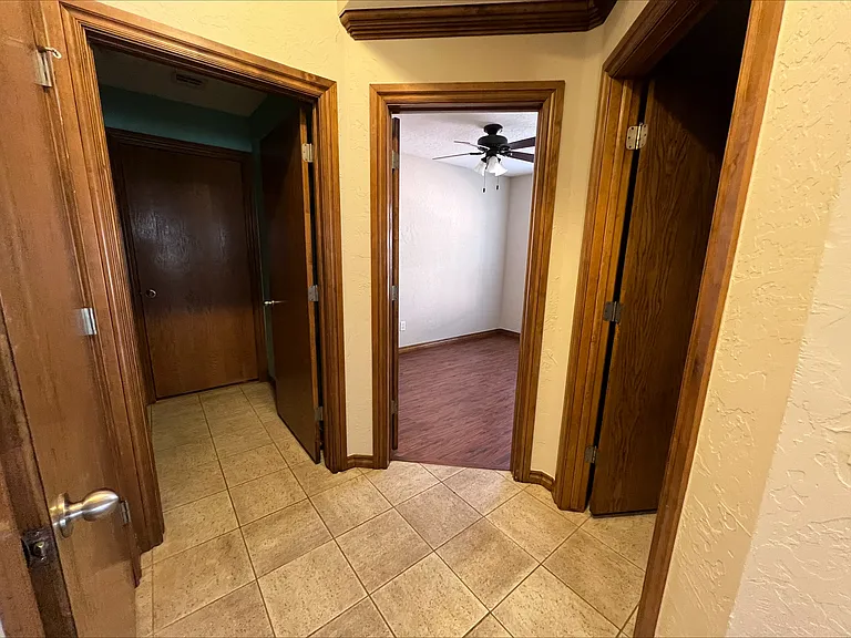 429 Daybreak Dr — Photo 26