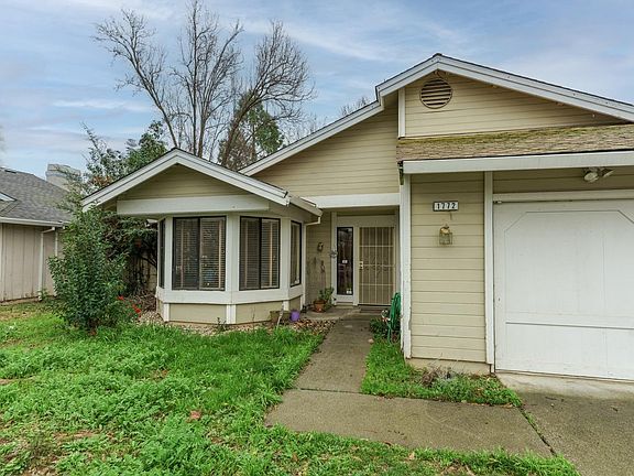 2nd image of 1772 Pebblewood Dr