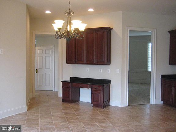 5th image of 43172 Tall Pines Ct
