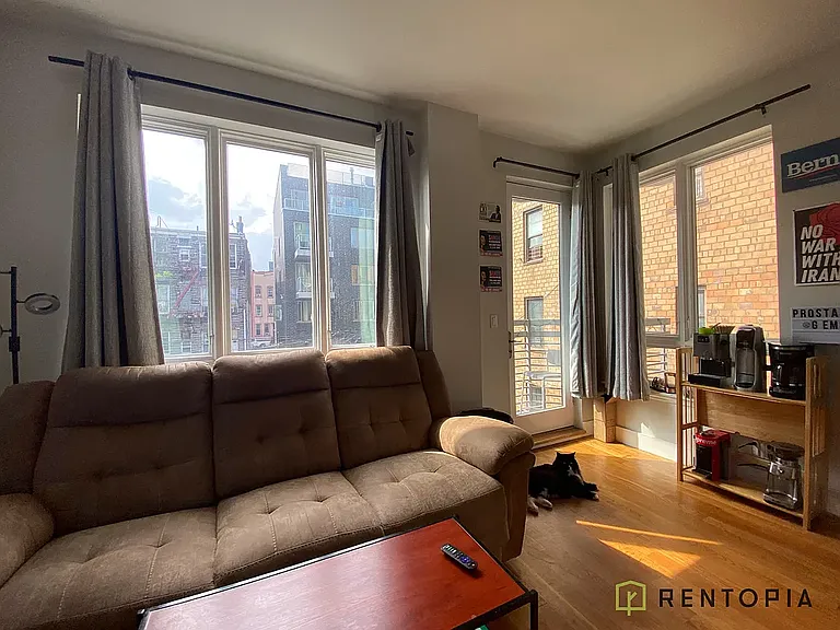 1433 De Kalb Ave #1B — Photo 6