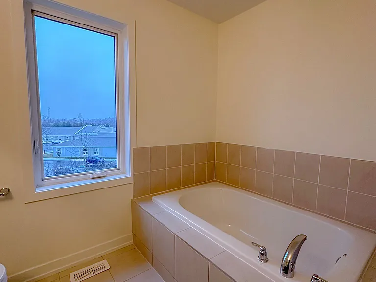 160 Densmore Rd #24 — Photo 12