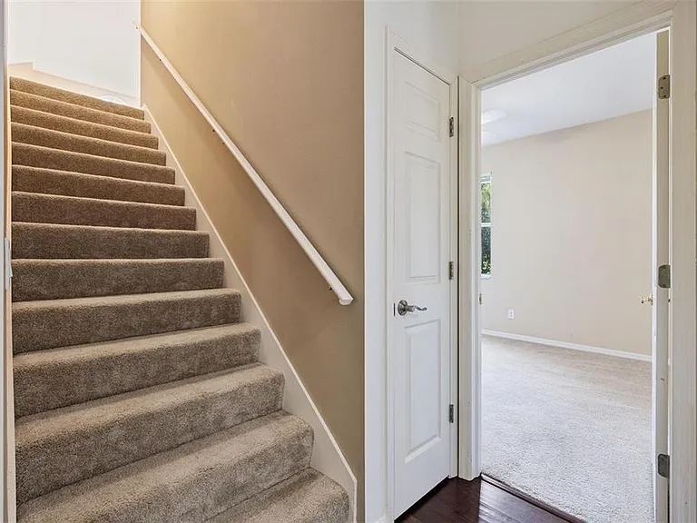 1452 Kensington Woods Dr — Photo 36
