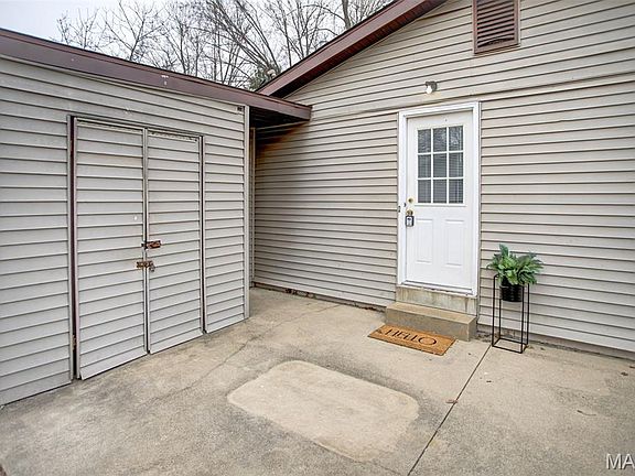5th image of 1106 Helvetia Dr
