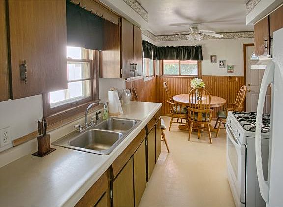 5th image of 2149 Mesabi Ave