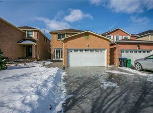 3147 Shadetree Dr, Mississauga, ON L5N6P3