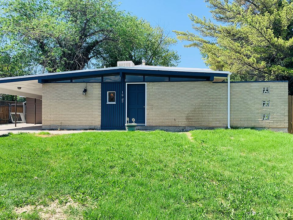 House Front_09222022