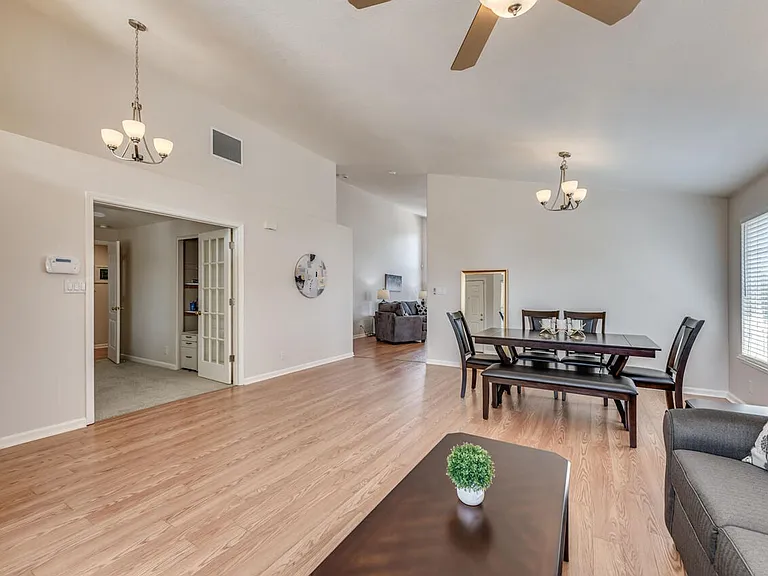 4791 Mesa Meadows Dr — Photo 10