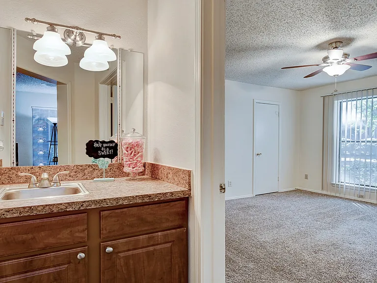 MAA Highlands North — Photo 22