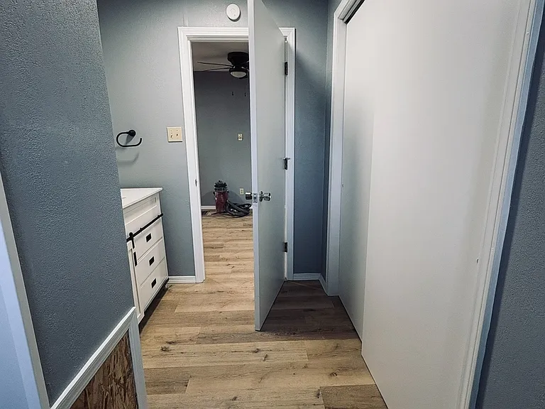 235 S Railroad Ave — Photo 8