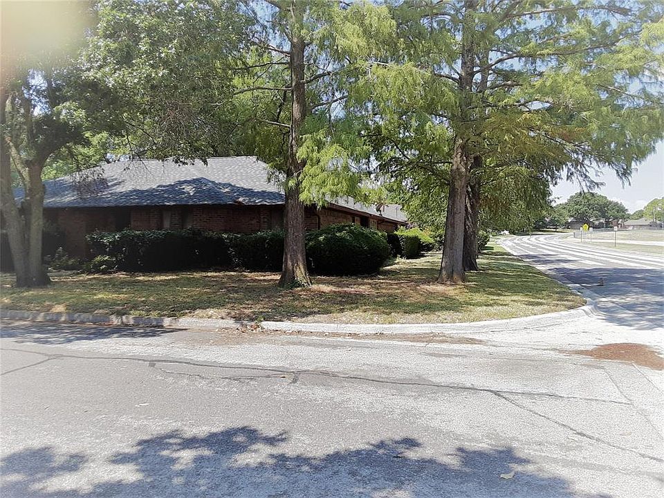 2nd image of 3400 Princewood Ct