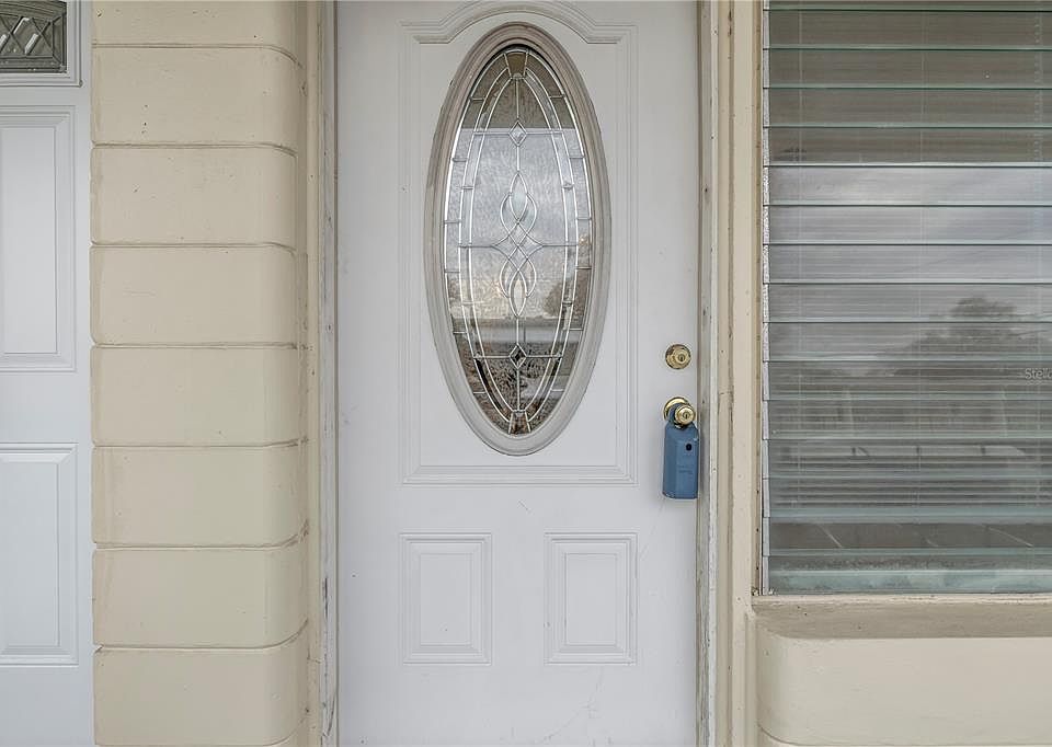 Clearview Oaks Building Condominiums 4144 56th St N Saint Petersburg