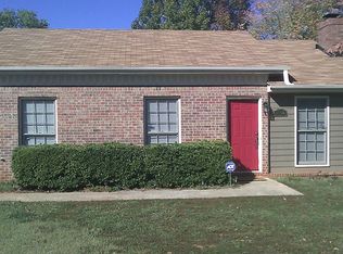 5952 Marbut Rd, Lithonia, GA 30058