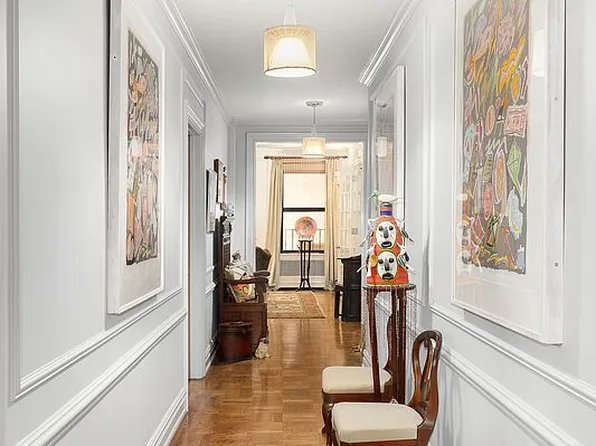 171 W 57th St APT 3A, New York, NY 10019