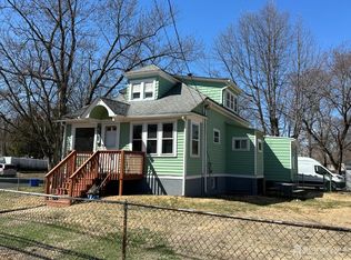1790 W 4th St, Dunellen, NJ 08812