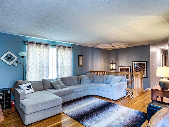 4th image of 129 Buckwood Dr