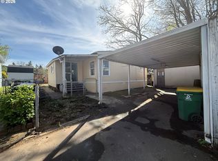 23200 NE Sandy Blvd Unit 52, Wood Village, OR