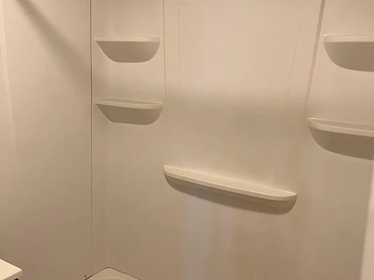 375 Elm St #3L — Photo 16