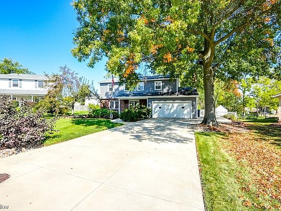3rd image of 341 Ken Ct