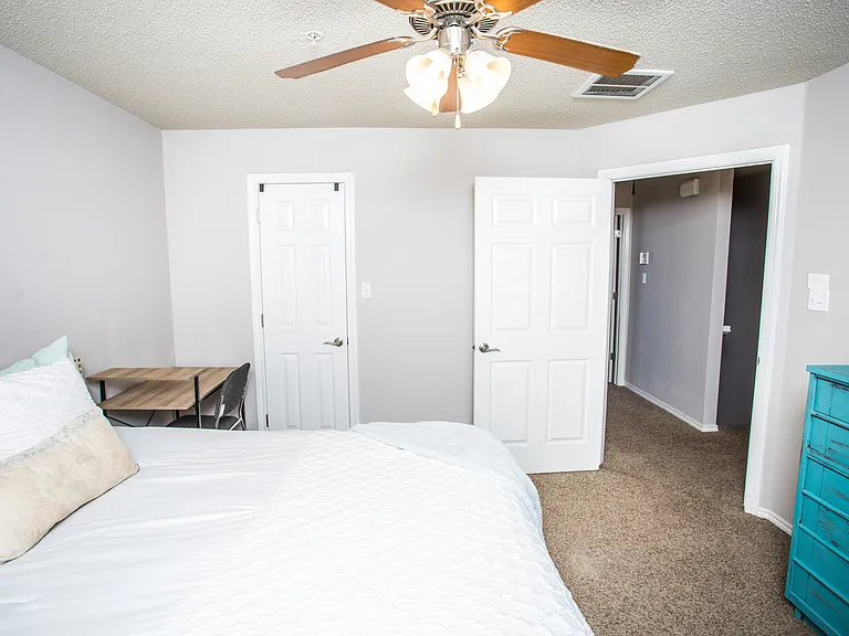 2108 Main St #4 — Photo 13