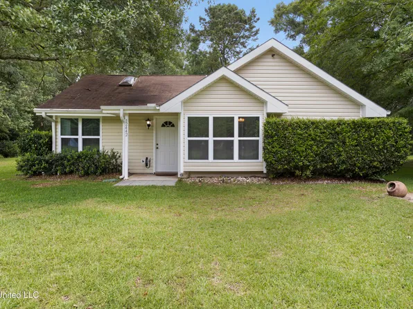 12442 Cox Rd, Gulfport, MS 39503
